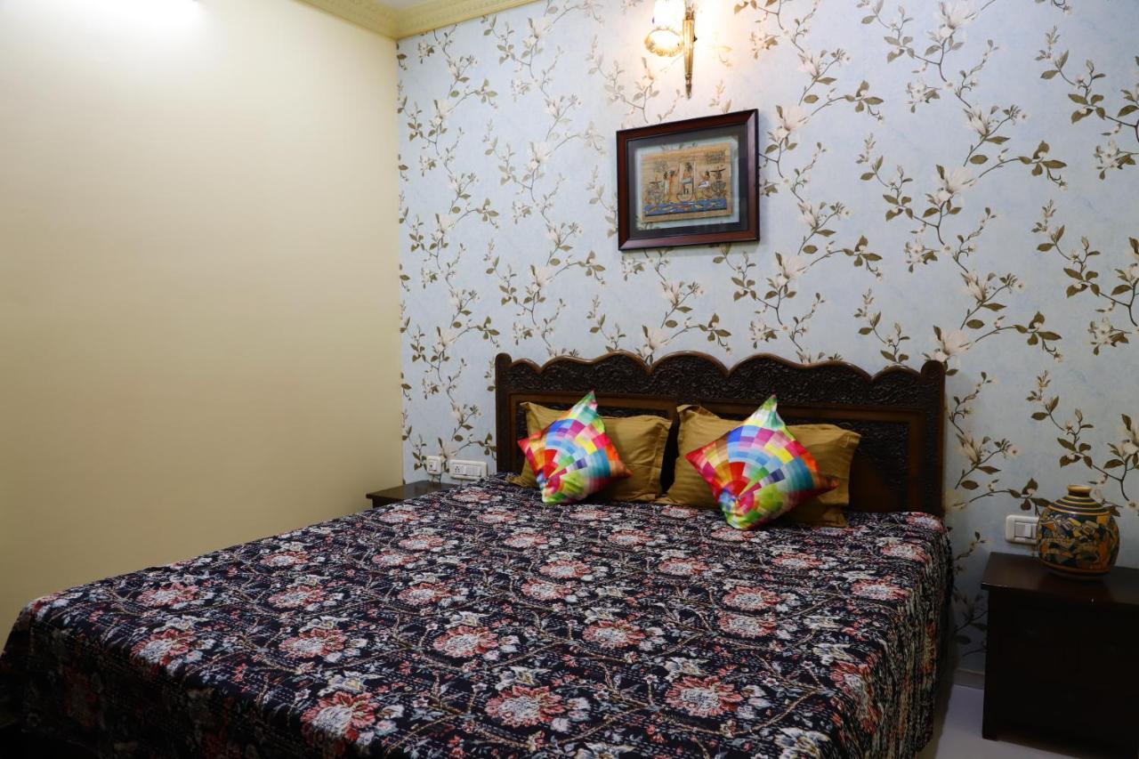 Aura Homestay Royal Villa Jaipur Luaran gambar